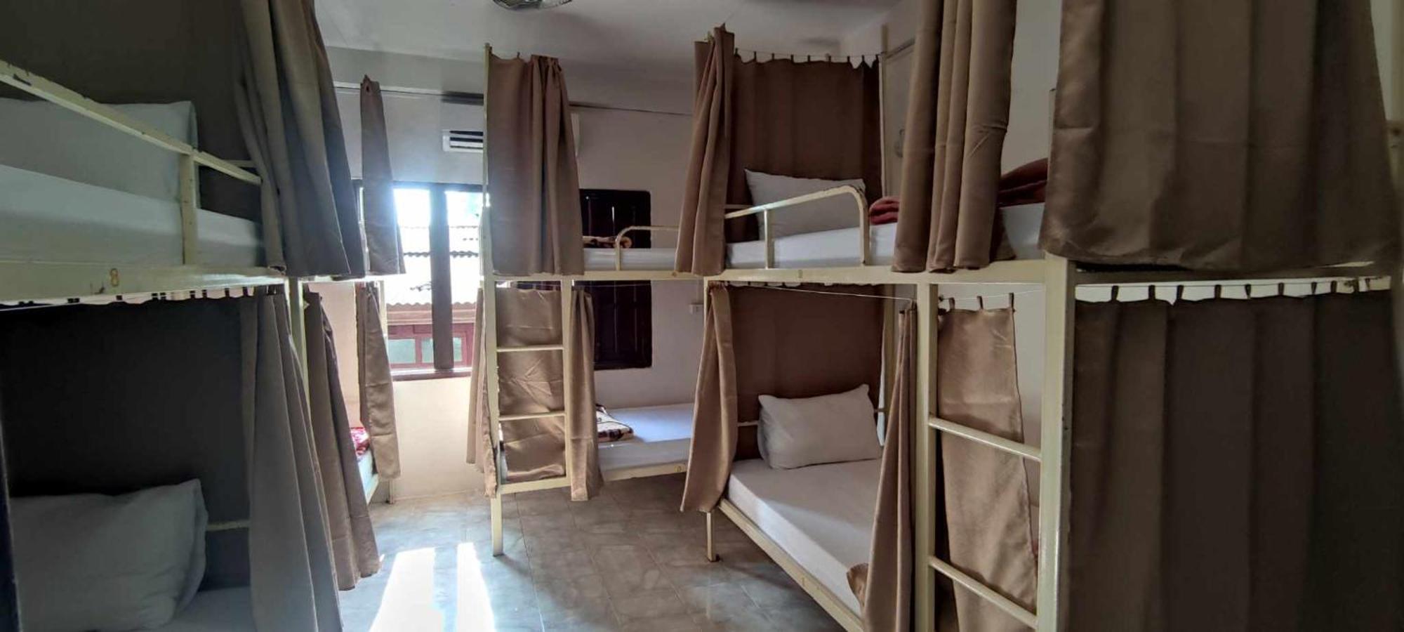 Vongprachan Backpackers Hostel Luang Prabang Exterior foto